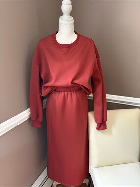 Women's Rust Red Skirt Set - Cozy Sweatshirt & Elastic Waist Skirt